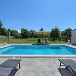 Holiday home Ondine House By Istra Vacation Hrboki