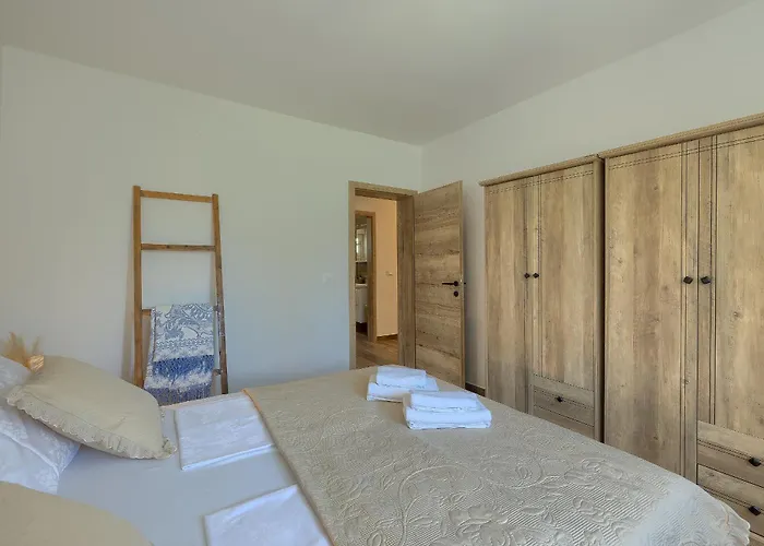 Ondine House By Istra Vacation