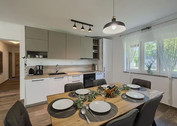 Ondine House By Istra Vacation *