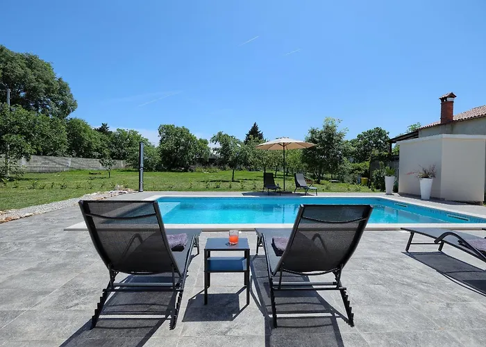 Сasa de vacaciones Ondine House By Istra Vacation Hrboki
