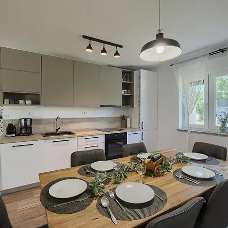 Ondine House By Istra Vacation *