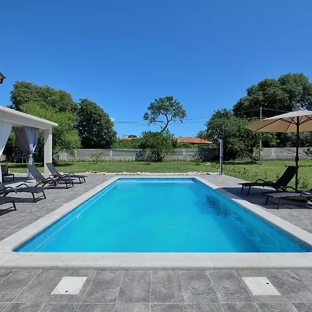 Сasa de vacaciones Ondine House *